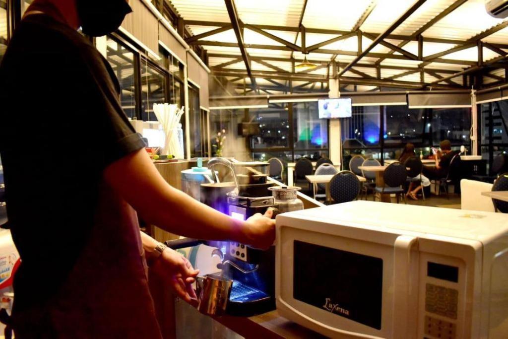 三宝垄阿鲁曼新邦利马酒店 外观 照片